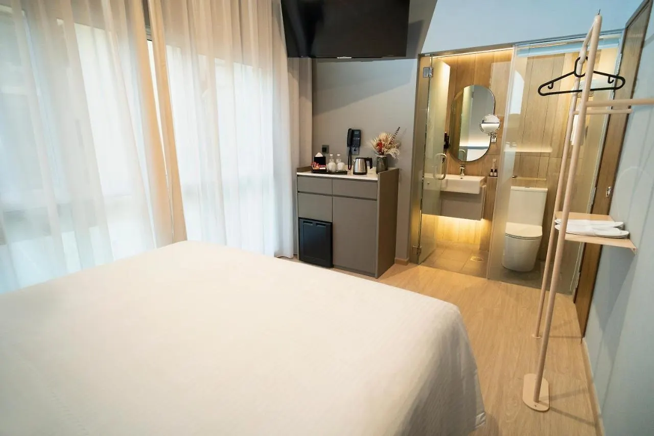 Hotel Bencoolen At Hong Kong Street Szingapúr