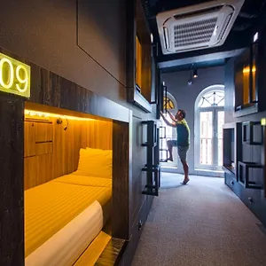 Capsule hotel Cube Boutique Capsule At Chinatown