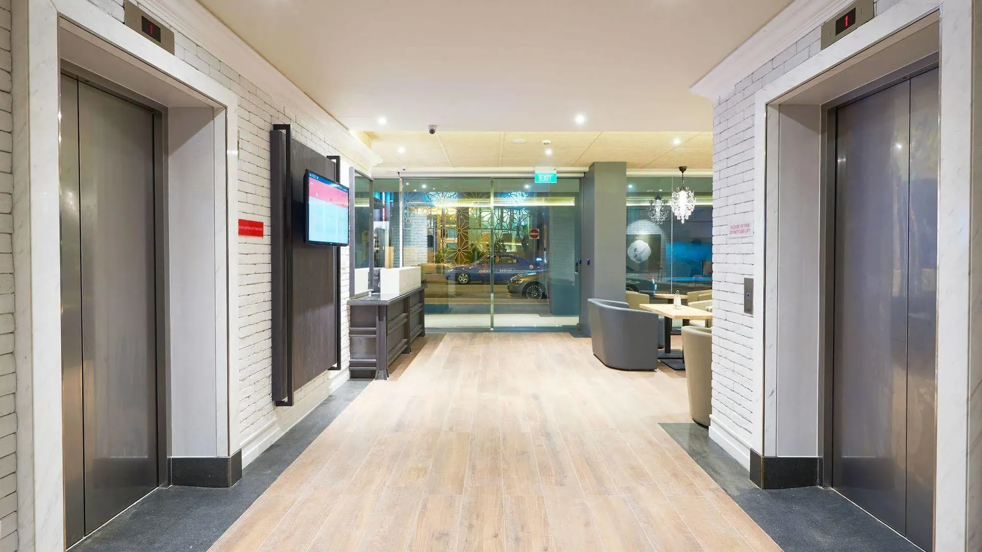 Hotel Bencoolen At Hong Kong Street Singapore 4*,