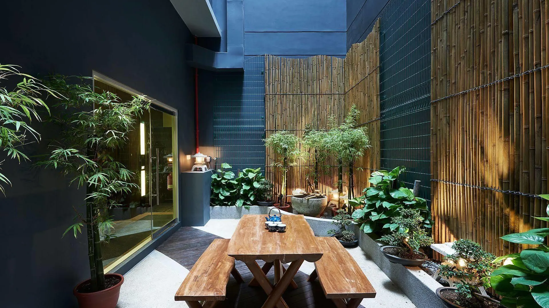Hotel Bencoolen At Hong Kong Street Singapore Singapore
