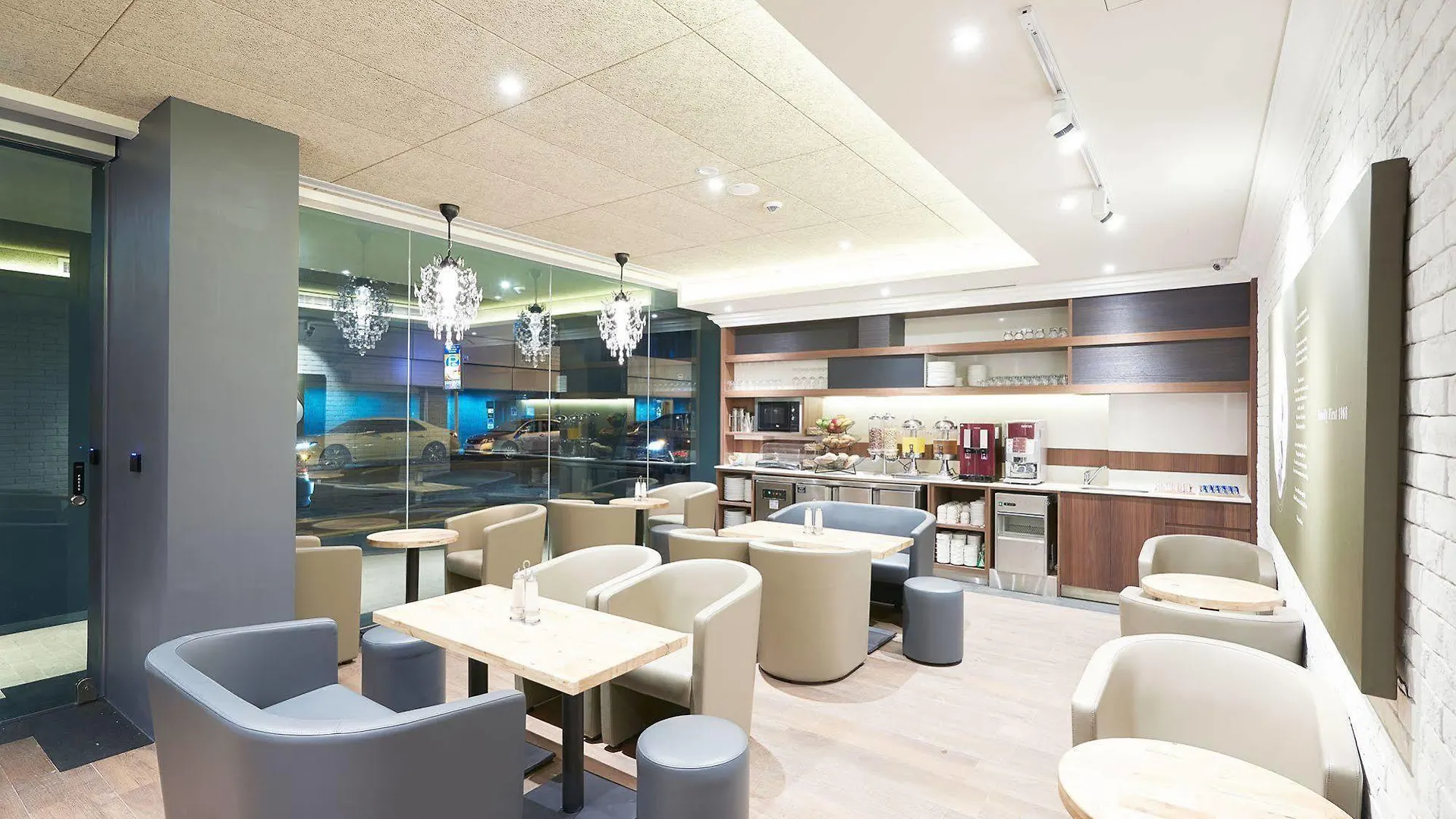 Hotel Bencoolen At Hong Kong Street Singapore