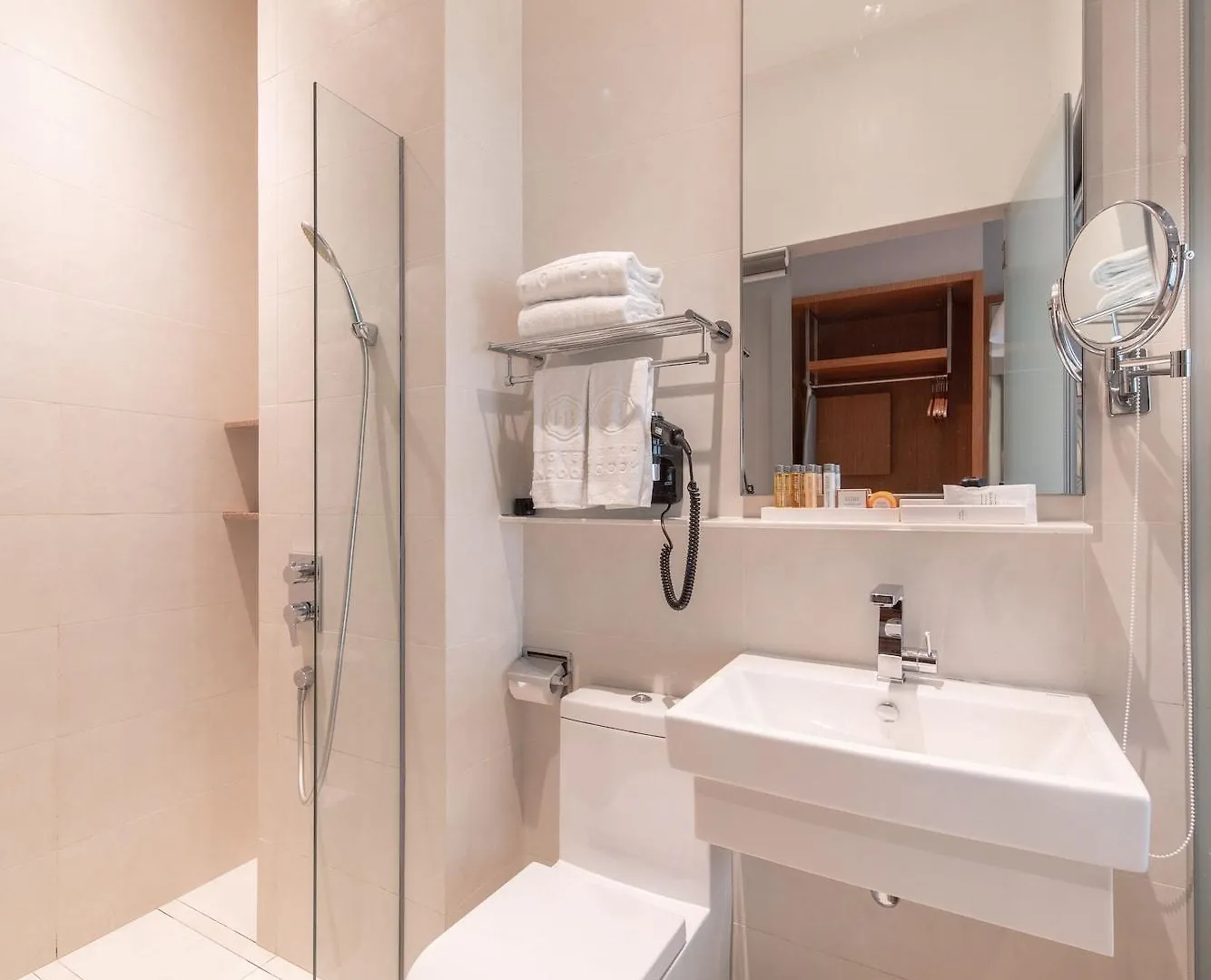 Hotel Bencoolen At Hong Kong Street Singapura