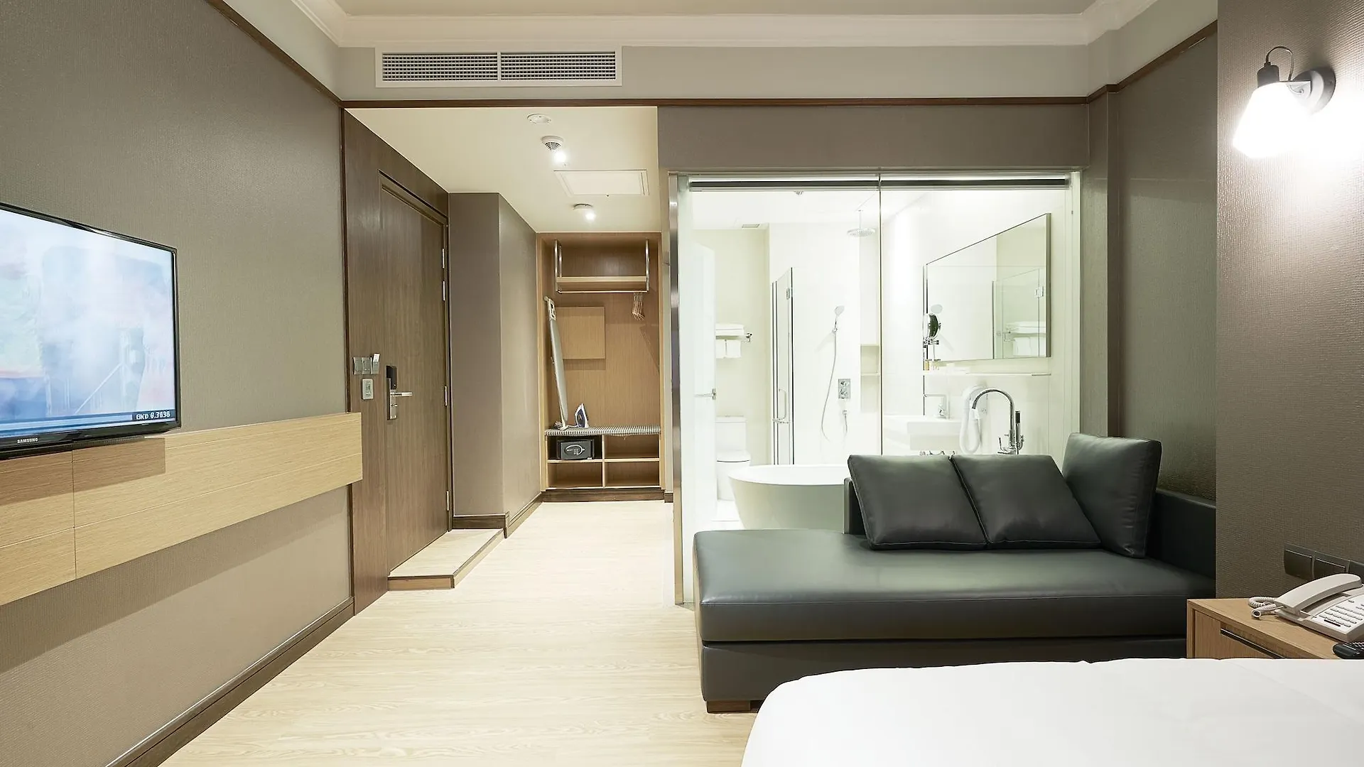 Hotel Bencoolen At Hong Kong Street Singapura